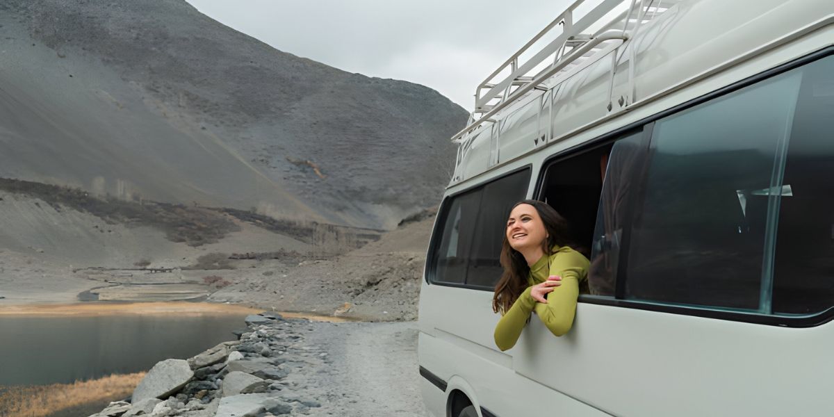 10 Tips for Safe and Responsible Traveling in Pakistan