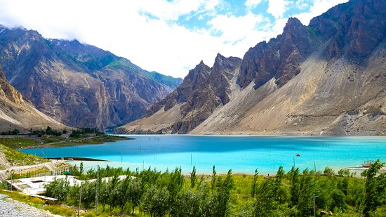 Hunza tour Package 2024