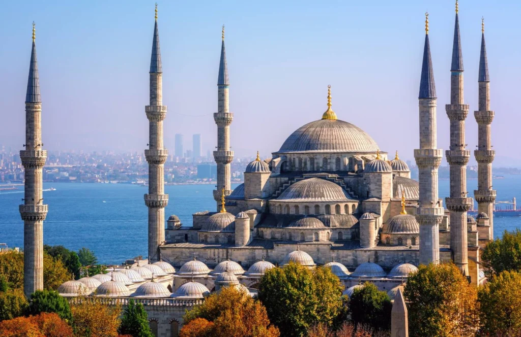 istanbul-turkey-tour-blue-mosque-Turkey-where-to-stay-in-istanbul