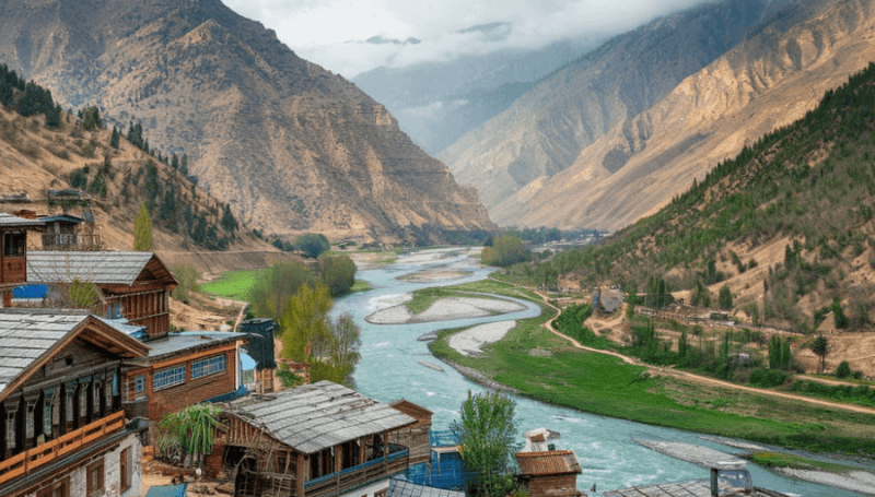 visit kumrat valley 