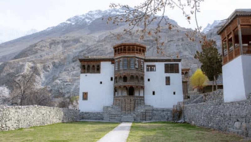 skardu tour packages from islamabad by air